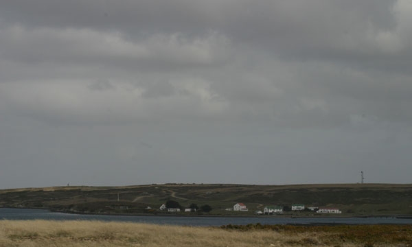 Ex Combatientes De La Plata Acampan En Islas Malvinas Con